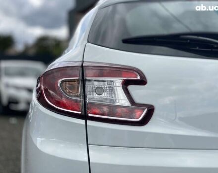 Рено Меган, объемом двигателя 1.5 л и пробегом 245 тыс. км за 7700 $, фото 26 на Automoto.ua