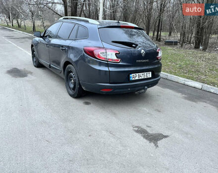 Рено Меган, объемом двигателя 1.46 л и пробегом 320 тыс. км за 8600 $, фото 1 на Automoto.ua