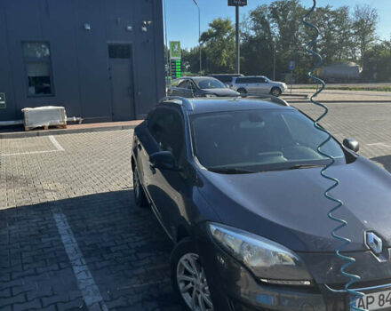 Рено Меган, объемом двигателя 1.46 л и пробегом 320 тыс. км за 8600 $, фото 2 на Automoto.ua