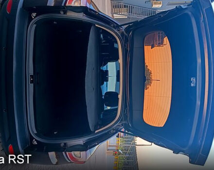 Рено Меган, объемом двигателя 1.5 л и пробегом 210 тыс. км за 8800 $, фото 11 на Automoto.ua