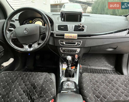 Рено Меган, объемом двигателя 1.46 л и пробегом 320 тыс. км за 8600 $, фото 11 на Automoto.ua