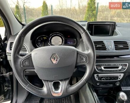 Рено Меган, объемом двигателя 1.6 л и пробегом 256 тыс. км за 8999 $, фото 11 на Automoto.ua