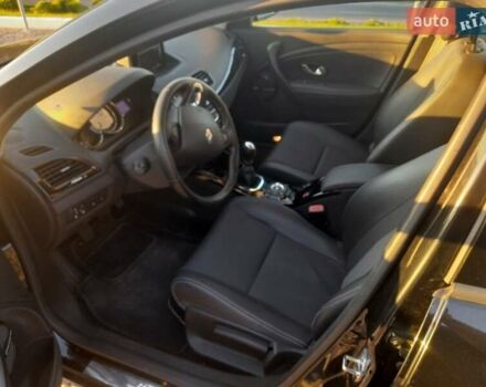 Рено Меган, объемом двигателя 1.5 л и пробегом 235 тыс. км за 9999 $, фото 10 на Automoto.ua