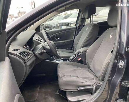 Рено Меган, объемом двигателя 1.5 л и пробегом 281 тыс. км за 7800 $, фото 15 на Automoto.ua
