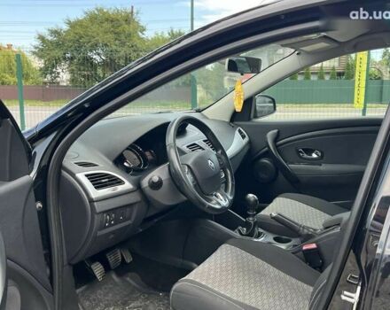 Рено Меган, объемом двигателя 1.5 л и пробегом 240 тыс. км за 7600 $, фото 7 на Automoto.ua