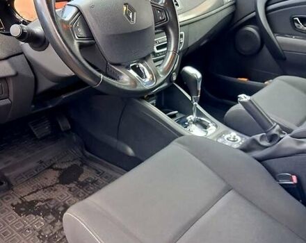 Рено Меган, объемом двигателя 1.5 л и пробегом 205 тыс. км за 7500 $, фото 1 на Automoto.ua