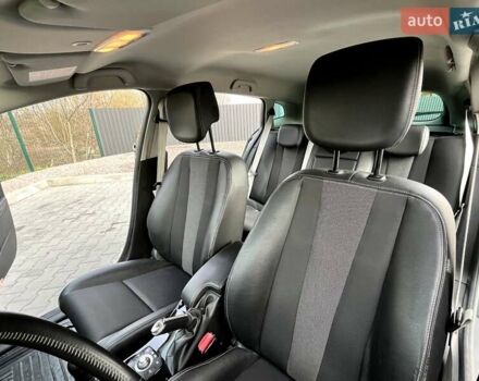 Рено Меган, объемом двигателя 1.6 л и пробегом 256 тыс. км за 8999 $, фото 9 на Automoto.ua