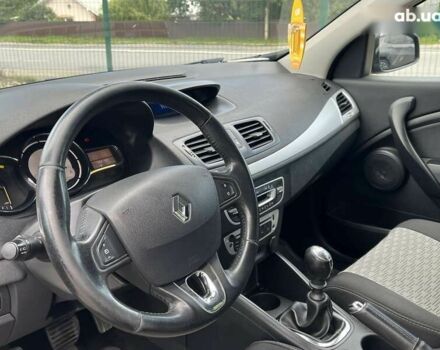 Рено Меган, объемом двигателя 1.5 л и пробегом 240 тыс. км за 7600 $, фото 9 на Automoto.ua