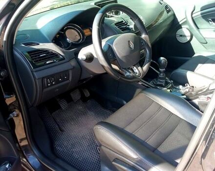 Рено Меган, объемом двигателя 1.5 л и пробегом 240 тыс. км за 6000 $, фото 5 на Automoto.ua