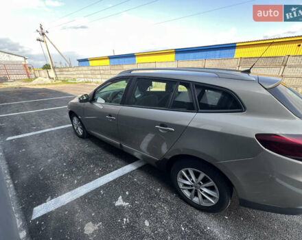 Рено Меган, объемом двигателя 1.5 л и пробегом 217 тыс. км за 7999 $, фото 2 на Automoto.ua