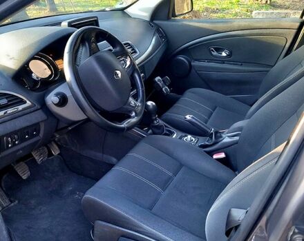 Рено Меган, объемом двигателя 15 л и пробегом 265 тыс. км за 8200 $, фото 3 на Automoto.ua