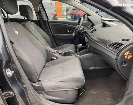 Рено Меган, объемом двигателя 1.5 л и пробегом 281 тыс. км за 7800 $, фото 18 на Automoto.ua