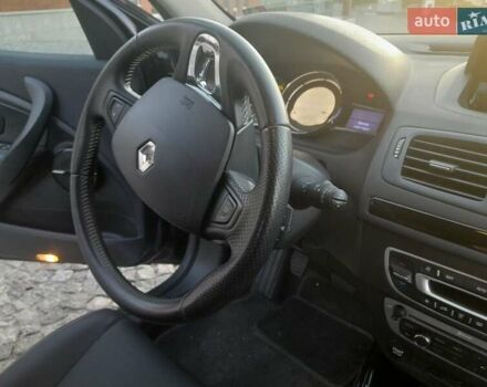 Рено Меган, объемом двигателя 1.5 л и пробегом 235 тыс. км за 9999 $, фото 17 на Automoto.ua