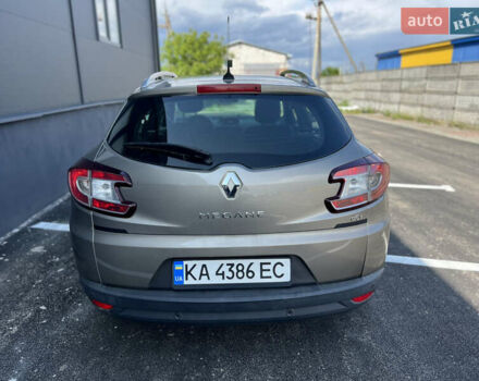 Рено Меган, объемом двигателя 1.5 л и пробегом 217 тыс. км за 7999 $, фото 3 на Automoto.ua