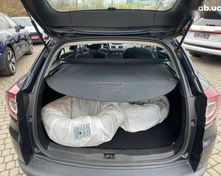 Рено Меган, объемом двигателя 1.5 л и пробегом 281 тыс. км за 7800 $, фото 19 на Automoto.ua