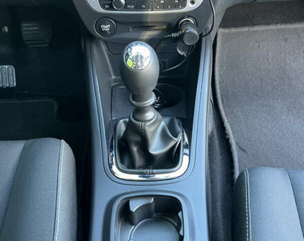 Рено Меган, объемом двигателя 1.5 л и пробегом 245 тыс. км за 8350 $, фото 56 на Automoto.ua