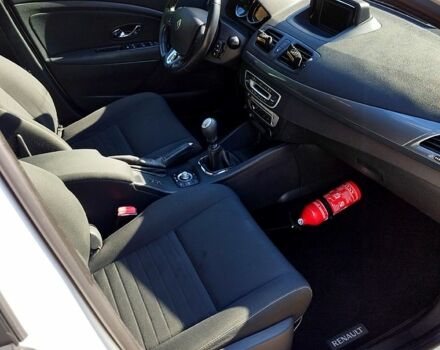 Рено Меган, об'ємом двигуна 1.6 л та пробігом 267 тис. км за 8300 $, фото 9 на Automoto.ua