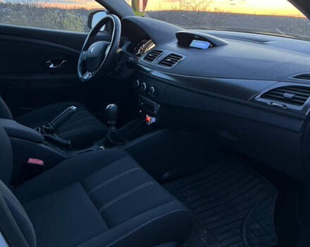 Рено Меган, объемом двигателя 1.2 л и пробегом 157 тыс. км за 5500 $, фото 10 на Automoto.ua