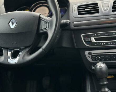 Рено Меган, объемом двигателя 1.5 л и пробегом 260 тыс. км за 8950 $, фото 19 на Automoto.ua