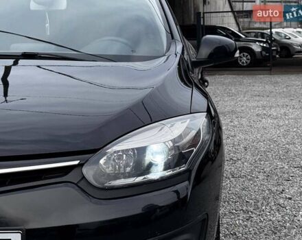 Рено Меган, объемом двигателя 1.5 л и пробегом 214 тыс. км за 8600 $, фото 2 на Automoto.ua