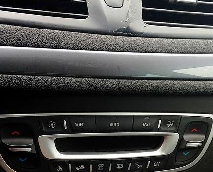 Рено Меган, об'ємом двигуна 1.6 л та пробігом 182 тис. км за 9800 $, фото 5 на Automoto.ua