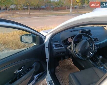 Рено Меган, объемом двигателя 1.46 л и пробегом 336 тыс. км за 8100 $, фото 14 на Automoto.ua