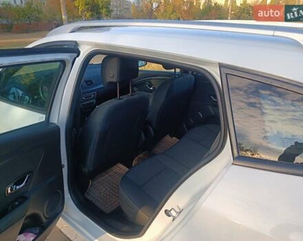 Рено Меган, объемом двигателя 1.46 л и пробегом 336 тыс. км за 8100 $, фото 11 на Automoto.ua