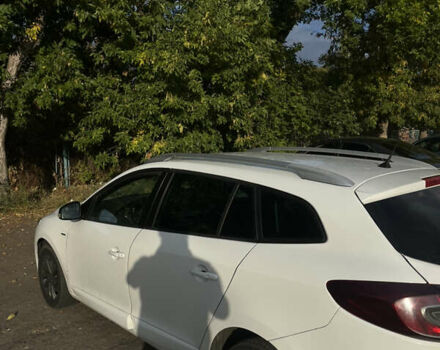 Рено Меган, объемом двигателя 1.46 л и пробегом 330 тыс. км за 8500 $, фото 3 на Automoto.ua