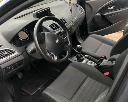 Рено Меган, объемом двигателя 1.5 л и пробегом 230 тыс. км за 9500 $, фото 9 на Automoto.ua
