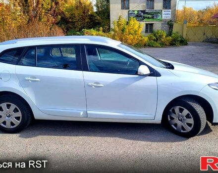 Рено Меган, объемом двигателя 1.5 л и пробегом 125 тыс. км за 10400 $, фото 7 на Automoto.ua