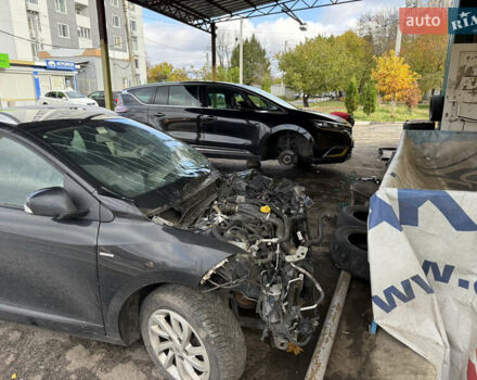 Рено Меган, объемом двигателя 0 л и пробегом 180 тыс. км за 3300 $, фото 4 на Automoto.ua