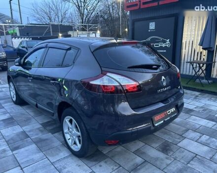 Рено Меган, объемом двигателя 1.5 л и пробегом 110 тыс. км за 9999 $, фото 9 на Automoto.ua