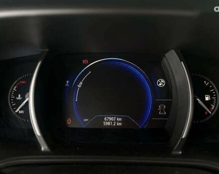 Рено Меган, объемом двигателя 1.6 л и пробегом 67 тыс. км за 13800 $, фото 11 на Automoto.ua