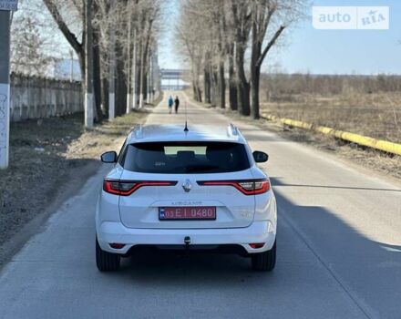 Рено Меган, объемом двигателя 1.5 л и пробегом 240 тыс. км за 12800 $, фото 15 на Automoto.ua