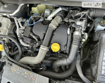 Рено Меган, объемом двигателя 1.46 л и пробегом 175 тыс. км за 12550 $, фото 51 на Automoto.ua