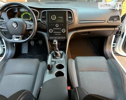 Рено Меган, объемом двигателя 1.5 л и пробегом 240 тыс. км за 12800 $, фото 25 на Automoto.ua