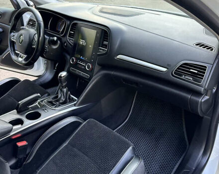 Рено Меган, объемом двигателя 1.5 л и пробегом 260 тыс. км за 11000 $, фото 55 на Automoto.ua