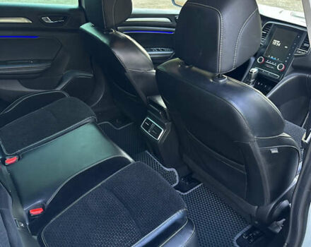 Рено Меган, объемом двигателя 1.5 л и пробегом 260 тыс. км за 11000 $, фото 56 на Automoto.ua