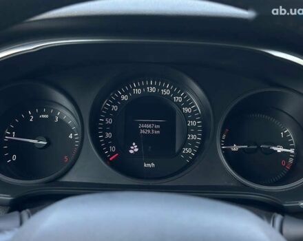Рено Меган, объемом двигателя 1.5 л и пробегом 244 тыс. км за 10600 $, фото 29 на Automoto.ua