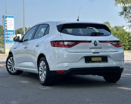Рено Меган, объемом двигателя 1.5 л и пробегом 244 тыс. км за 10600 $, фото 18 на Automoto.ua