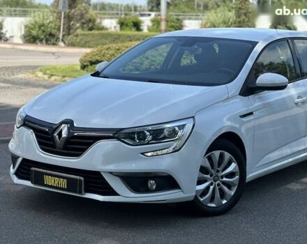 Рено Меган, объемом двигателя 1.5 л и пробегом 244 тыс. км за 10600 $, фото 3 на Automoto.ua