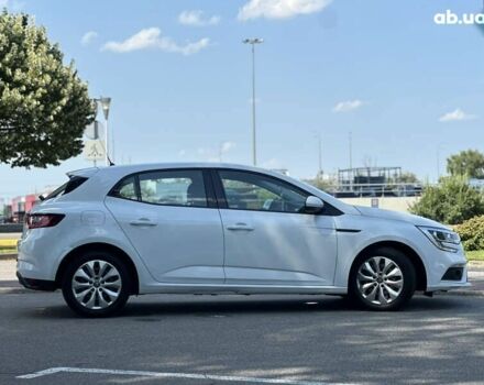 Рено Меган, объемом двигателя 1.5 л и пробегом 244 тыс. км за 10600 $, фото 10 на Automoto.ua