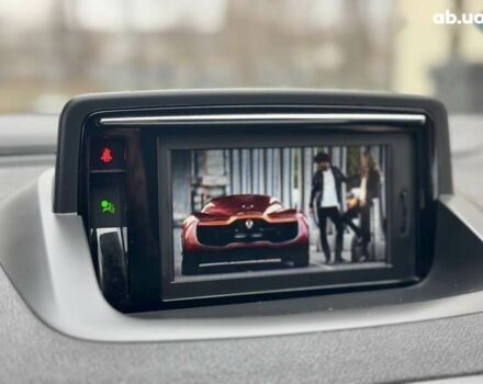 Рено Меган, объемом двигателя 1.5 л и пробегом 130 тыс. км за 10500 $, фото 18 на Automoto.ua