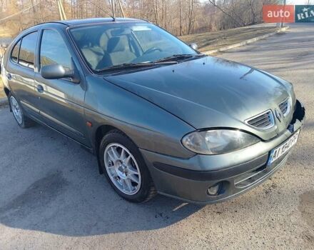 Рено Меган, об'ємом двигуна 1.6 л та пробігом 300 тис. км за 1100 $, фото 1 на Automoto.ua