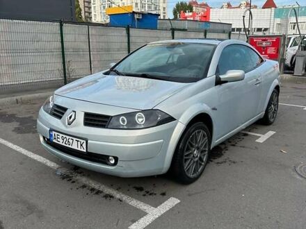 Рено Меган 2004 в Киеве на Automoto.ua Рено Меган, объемом двигателя 2 л и пробегом 211 тыс. км за 5000 $, фото 1 на Automoto.ua