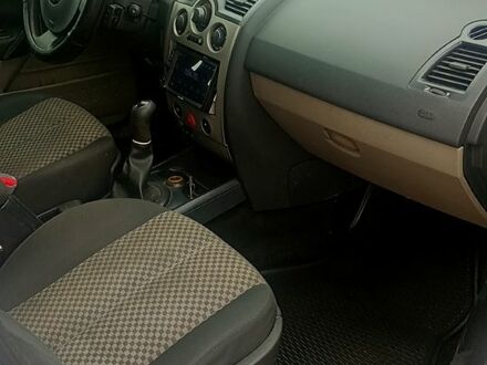 Рено Меган, объемом двигателя 1.5 л и пробегом 260 тыс. км за 4300 $, фото 1 на Automoto.ua