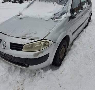 Рено Меган, объемом двигателя 1.6 л и пробегом 220 тыс. км за 1600 $, фото 1 на Automoto.ua