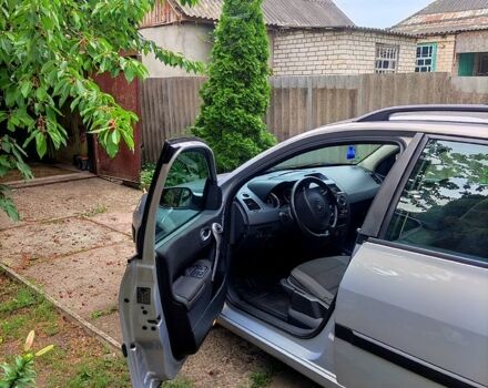 Рено Меган 2005 в Красноград на Automoto.ua Рено Меган, объемом двигателя 1.4 л и пробегом 256 тыс. км за 4800 $, фото 1 на Automoto.ua