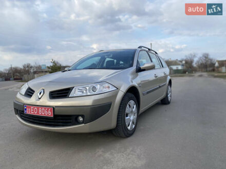 Рено Меган 2006 в Черкассах на Automoto.ua Рено Меган, объемом двигателя 1.6 л и пробегом 185 тыс. км за 5500 $, фото 1 на Automoto.ua
