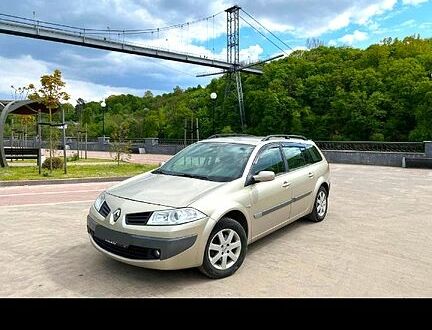 Рено Меган, объемом двигателя 1.6 л и пробегом 305 тыс. км за 4800 $, фото 1 на Automoto.ua